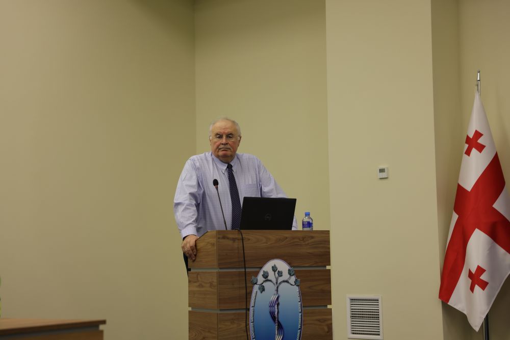 TSMU Visiting Professor Giorgi Mikeladze conducted lectures at TSMU